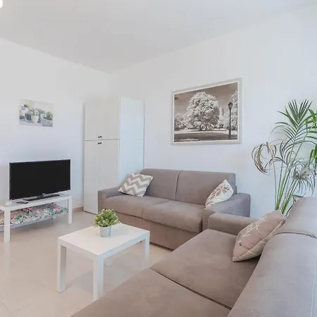 Clara * Fontane Bianche