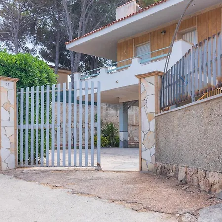 Clara Hébergement de vacances Fontane Bianche