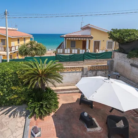 Clara * Fontane Bianche